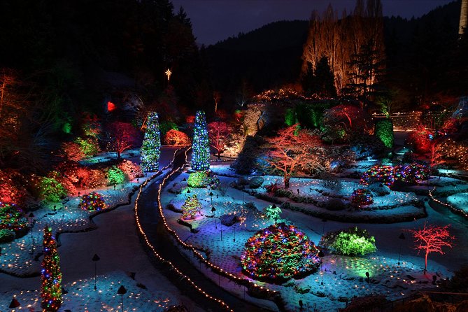 1 hour City Tour & Butchart Gardens: Christmas - Entry included! - Why this Christmas outing works in Victoria