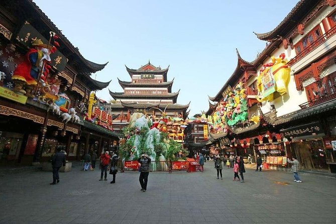 3-Hour Shanghai Yu Garden &Old Town Private Tour with Tea Tasting - Transport and meeting arrangements