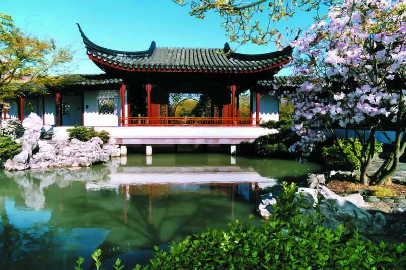 4-Hour Private Tour of Vancouver's Gardens - Queen Elizabeth Park and Bloedel Floral Conservatory
