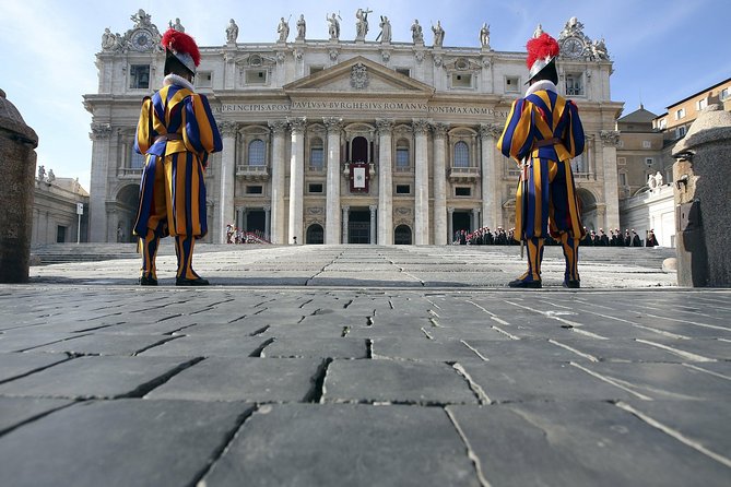 4 Hr Tour: Vatican Museums, Vatican Gardens with skip line passes & St. Peter's - One hour with the Vatican Museums