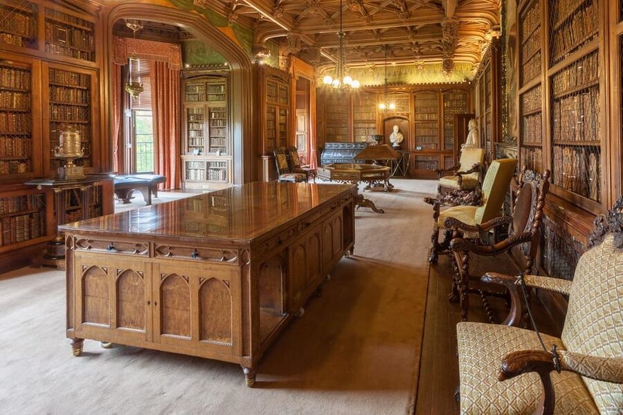 Abbotsford: House, Chapel and Garden Ticket - The family chapel and Scott’s personal world