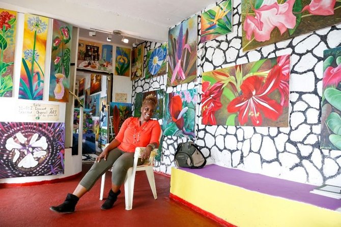 Ahhh Ras Natango Gallery and Garden Private Transfer - A calm change of pace above Montego Bay
