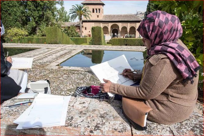 Alhambra &Charles Palace Guided Tour with Optional Nasrid Palaces - Nasrid Palaces and the Hall of Abencerrajes