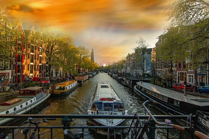 Amsterdam Airport (AMS) Transfer to Amsterdam/Rotterdam/Keukenhof - Communication is the deciding factor