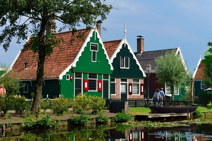 Amsterdam: Keukenhof and Zaanse Schans Live Guided Day Tour - Key Points Before You Book