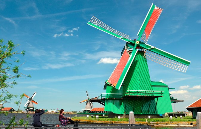 Amsterdam: Keukenhof and Zaanse Schans Windmills Guided Day Trip - When to go for the best flower display