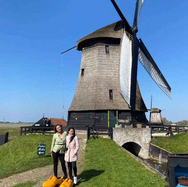 Amsterdam: Tulip Fields Day Tour with Lunch & Windmill - Lunch in Onderdijk, with a proper Dutch break