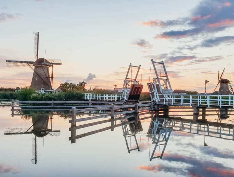 Antwerp: Full-day Holland Guided Keukenhof & Windmills Tour - Keukenhof: three hours among spring flowers