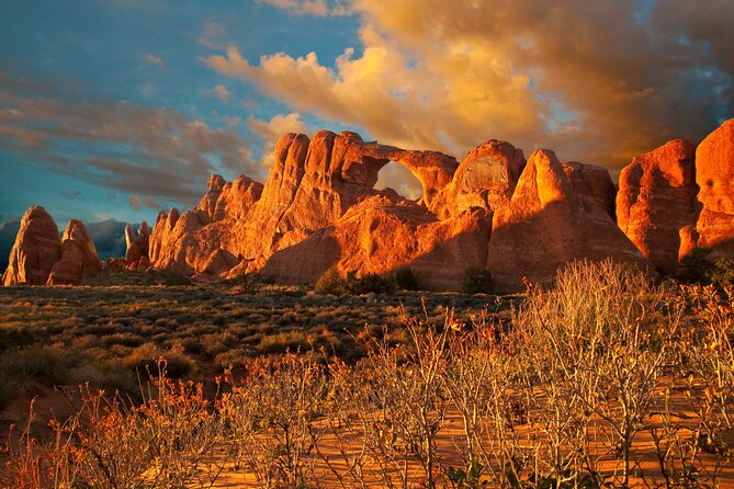 Arches National Park Hike Challenge: Tackle Devils Garden 7m Loop - What the Devils Garden hike asks of you