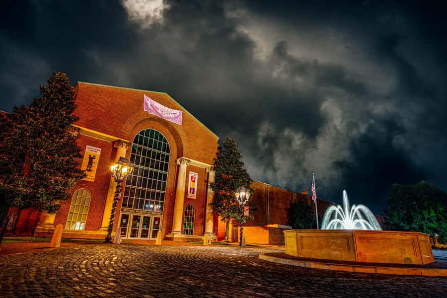 Augusta: Guided Walking Ghost Tour of Garden City - Cobblestone streets and the Savannah River lore