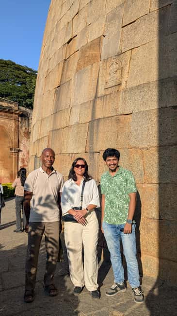 Bangalore Walking Tour KR Flower Market,Fort,Tippu palace - Key points at a glance