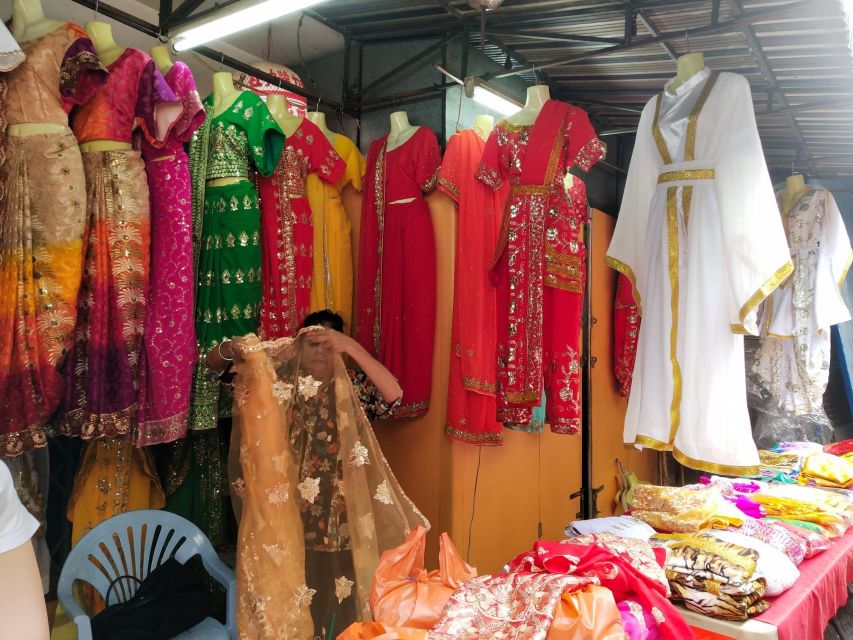 Bangkok:4Hour Flower Market and Little India Tour Mini Group - Little India, Sikh culture, and textile shopping