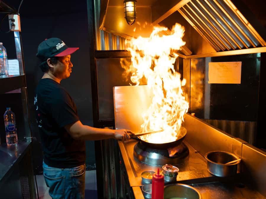 Bangkok Street Food and Night Lights by Tuk Tuk - Bangkok Street Food and Night Lights at a Glance