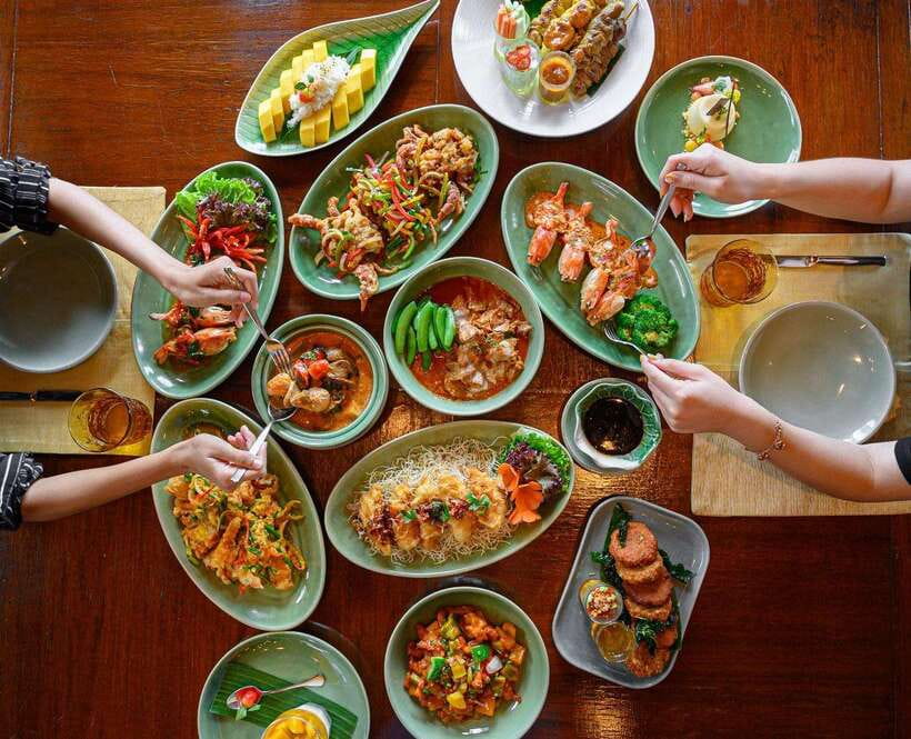 Bangkok: Thara Thong Royal Orchid Sheraton F&B Packages - Arriving prepared for the 90-minute meal