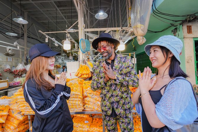 Bangkok Wat Pho and Flower Market Historical Walking Tour - Why this half-day tour works well in Bangkok