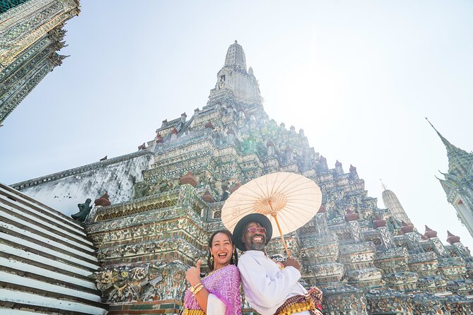 Bangkok Wat Pho and Flower Market Historical Walking Tour - Lunch near Tha Tien