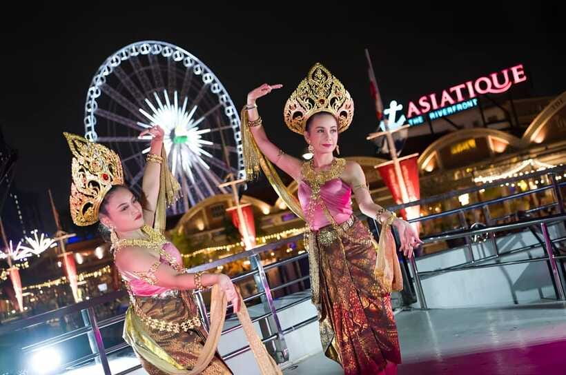 Bangkok: White Orchid Chao Phraya Dinner Cruise free Beer - How the $35 price measures up