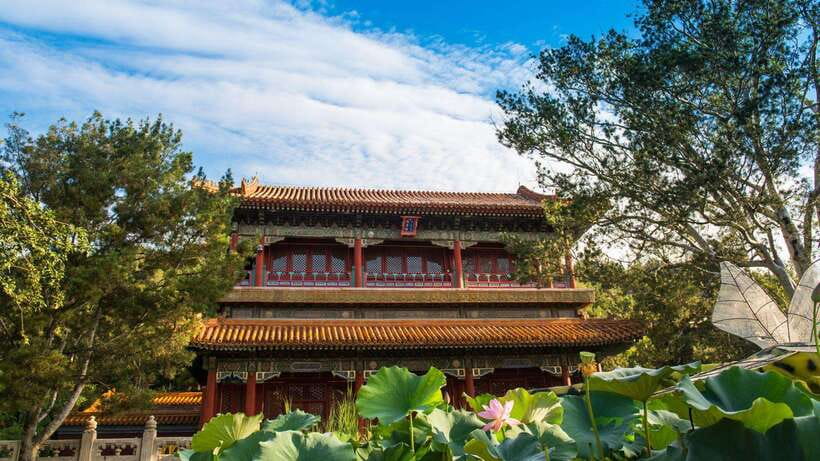 Beijing：Jingshan Park (Palace Museum Garden) Ticket - Why timing changes the experience