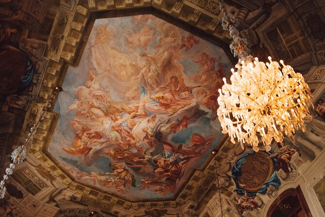 Belvedere Palace and Garden Guided Tour - Ninety minutes inside the Belvedere Museum