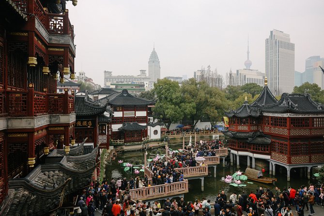 Best of Shanghai Day Tour, including Jade Buddha Temple & Bund & Yuyuan Garden - People’s Square is brief but useful