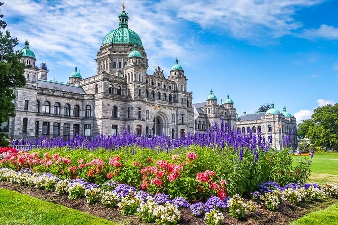 Best of Victoria Group Tour w/ Malahat Skywalk & Butchart Gardens - A small group makes the six-and-a-half-hour route work