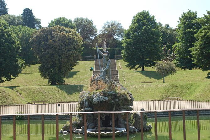 Boboli & Bardini Gardens: The Green Heart of Florence - A note about the order of the gardens