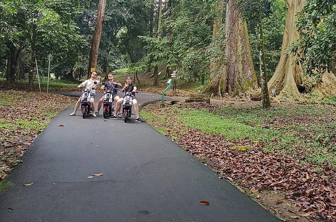 Bogor Botanical Garden, City and Miniature Park in Heritage - Wayang golek at Enday Media