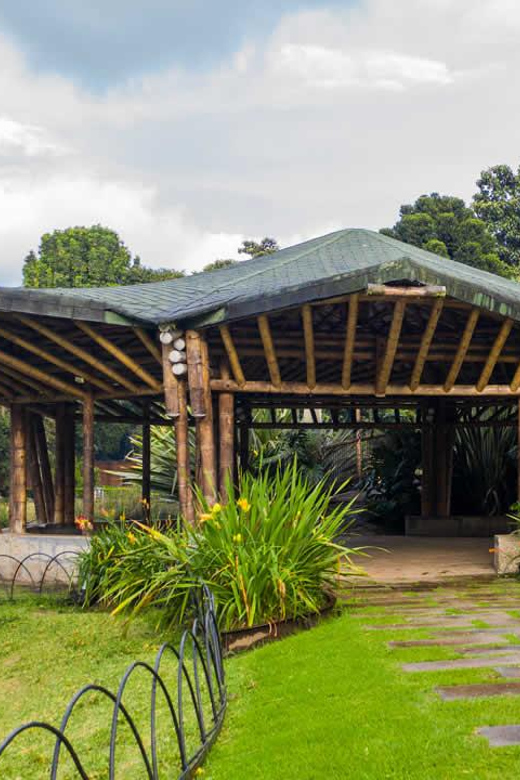 Bogotá: Jose Celestino Botanical Garden and Gudalupe Hill - What the service record tells you
