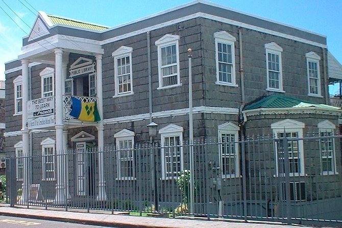Botanical Gardens and City Tour - Fort Charlotte and the steep road above the harbour