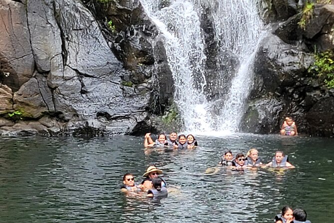 Byodo Temple and Waimea Botanical Garden Tour - Small shops, malasadas, and the limits of a packed schedule