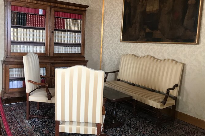 Castel Gandolfo: Papal Apartments and Secret Garden Entry Ticket - Walking through the Secret Garden