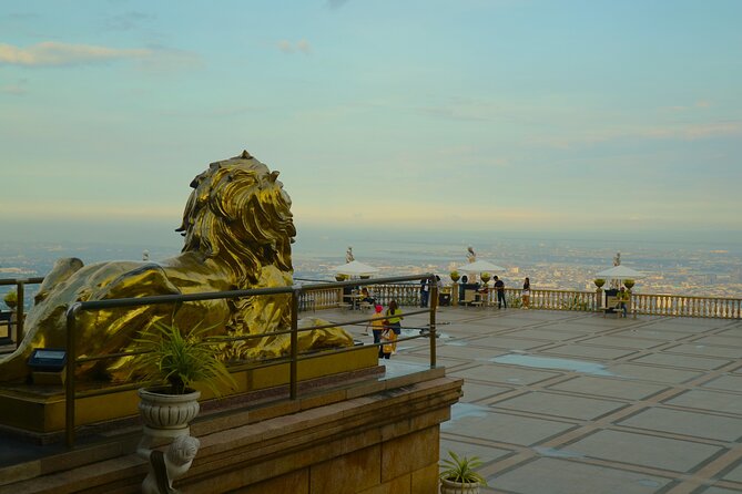 Cebu Highlands Tour (Tops,Taoist temple, Leah and sirao garden) - Taoist Temple: a calm start among Chinese details