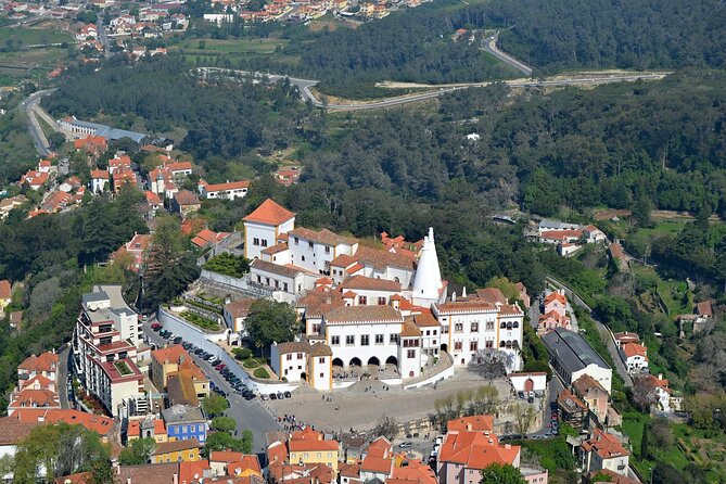 Charming Sintra on Private Guided Tour with History (All Day) - What the guide adds to the experience