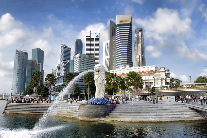 City Tour+Gardens by the Bay(FlowerDome&JurassicWorld) Transfers - Thian Hock Keng Temple and Chinatown