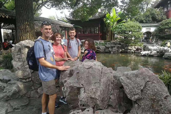 Classic Shanghai 8h Private Tour-Yuyuan Garden,The Bund+TV Tower Optional - Shanghai History Museum: a compact look at the city’s past