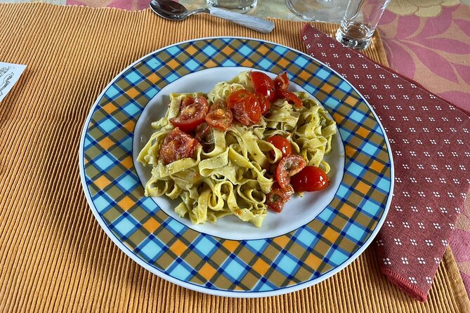 Cooking class in a garden: handmade pasta - Lunch is the lesson’s payoff
