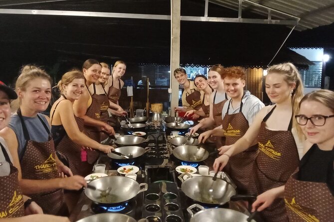 Cooking class in organic garden and local market tour ThaiCottage - The organic garden puts the ingredients in context