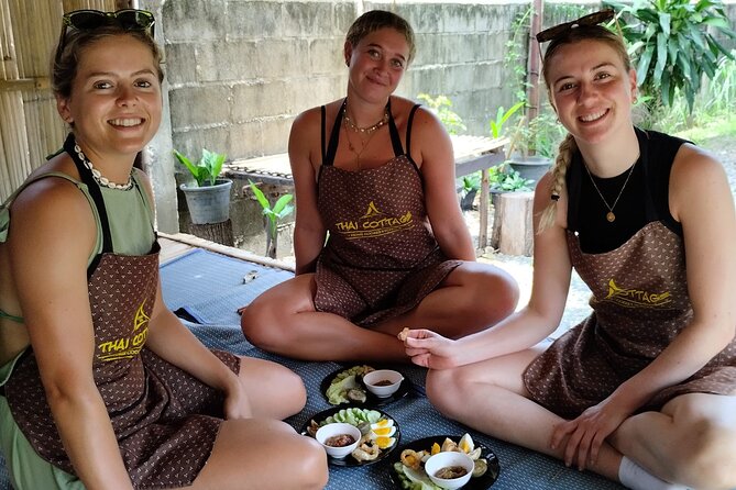 Cooking class in organic garden and local market tour ThaiCottage - Choosing the menu is one of the best features