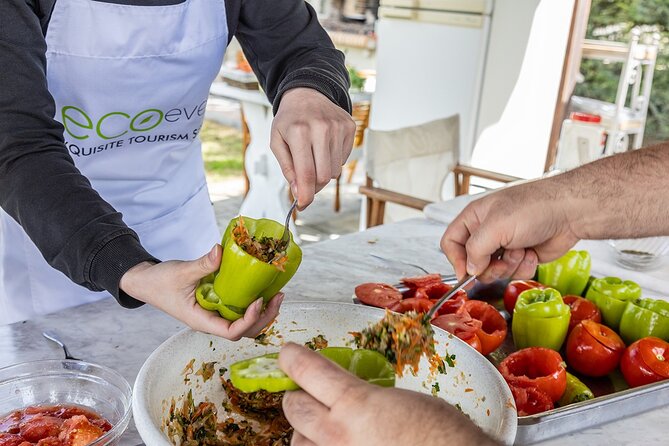 Cooking experience in the most beautiful garden near Rethymno - Mizithropitakia, honey, and the sweet course