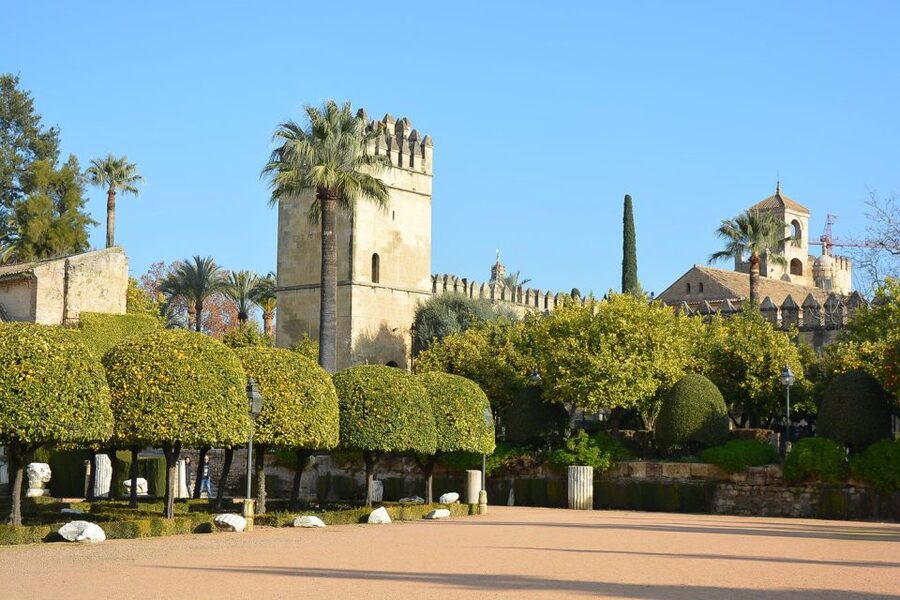 Cordóba: Gardens & Fortress of Catholic Monarchs Guided Tour - Inside the former royal residence