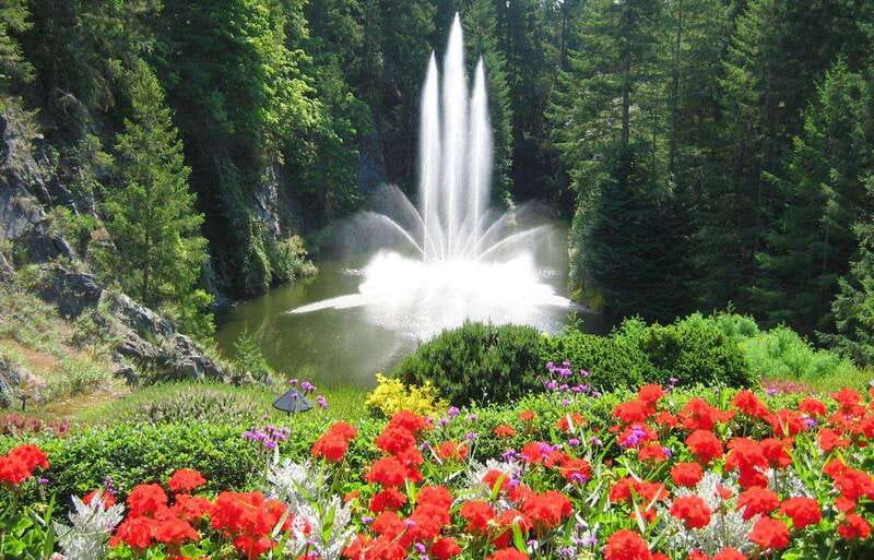 Day Trip from Vancouver to Victoria and Butchart Gardens - First views of Victoria and Mile 0