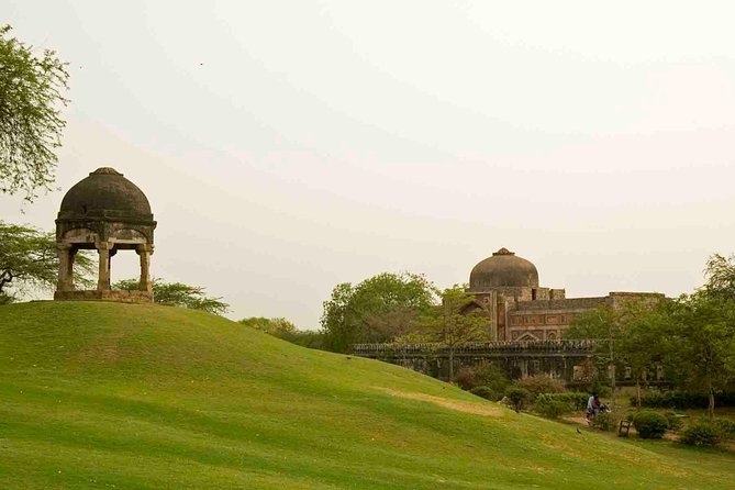 Delhi historical Gardens & Ruins - Why these Delhi gardens and ruins work well together