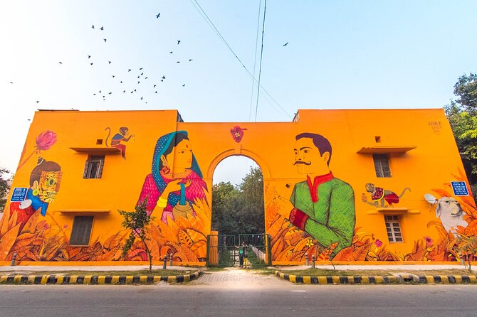 Delhi Street Art Walk in Lodhi Art District with Chai & Food - The 30-minute chai break