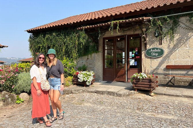 Discovering Magical Garden of Vines Tour in Quinta da Aveleda - What the $319.09 price really buys