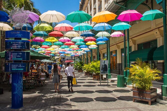 Discovering the North of Mauritius: Full-day incl Botanical garden & lunch - Le Caudan Waterfront and the craft market