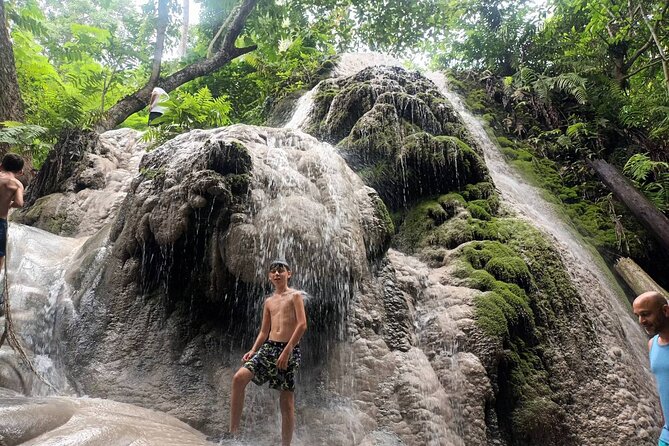 Doi Suthep Temple, Pha Lat Temple, Sticky Waterfall, Orchid farm - A quiet beginning at Wat Pha Lat