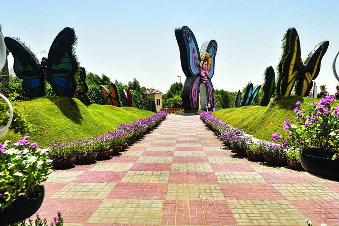 Dubai Miracle & Butterfly Garden Tour with private round trip transfers - Spending two hours at Dubai Miracle Garden