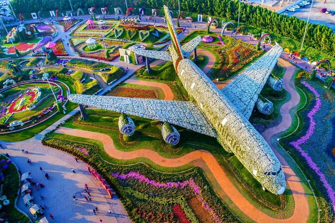 Dubai Miracle Garden Entry Tickets - The 15-meter floral clock and Floral Castle
