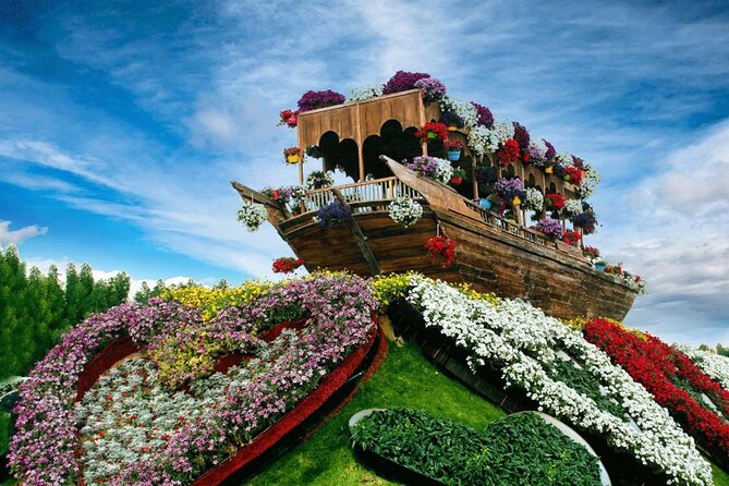 Dubai Miracle Garden Self-Guided Tour with Ticket with Transfer - A shared transfer can save effort, but it needs patience