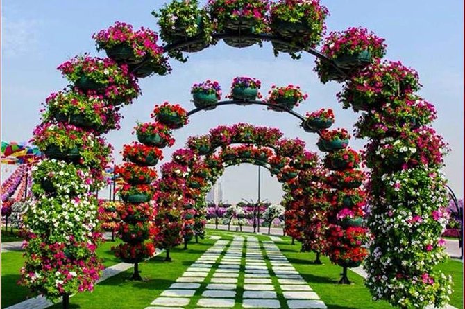 Dubai Miracle Garden Self-Guided Tour with Ticket with Transfer - The entrance and ticket handover deserve attention
